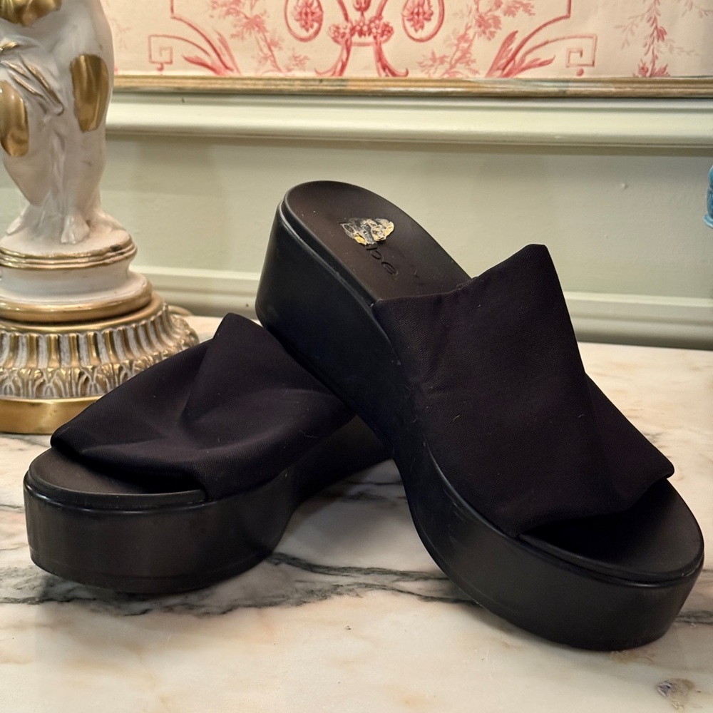 bebe Black Platform Slide Sandals
